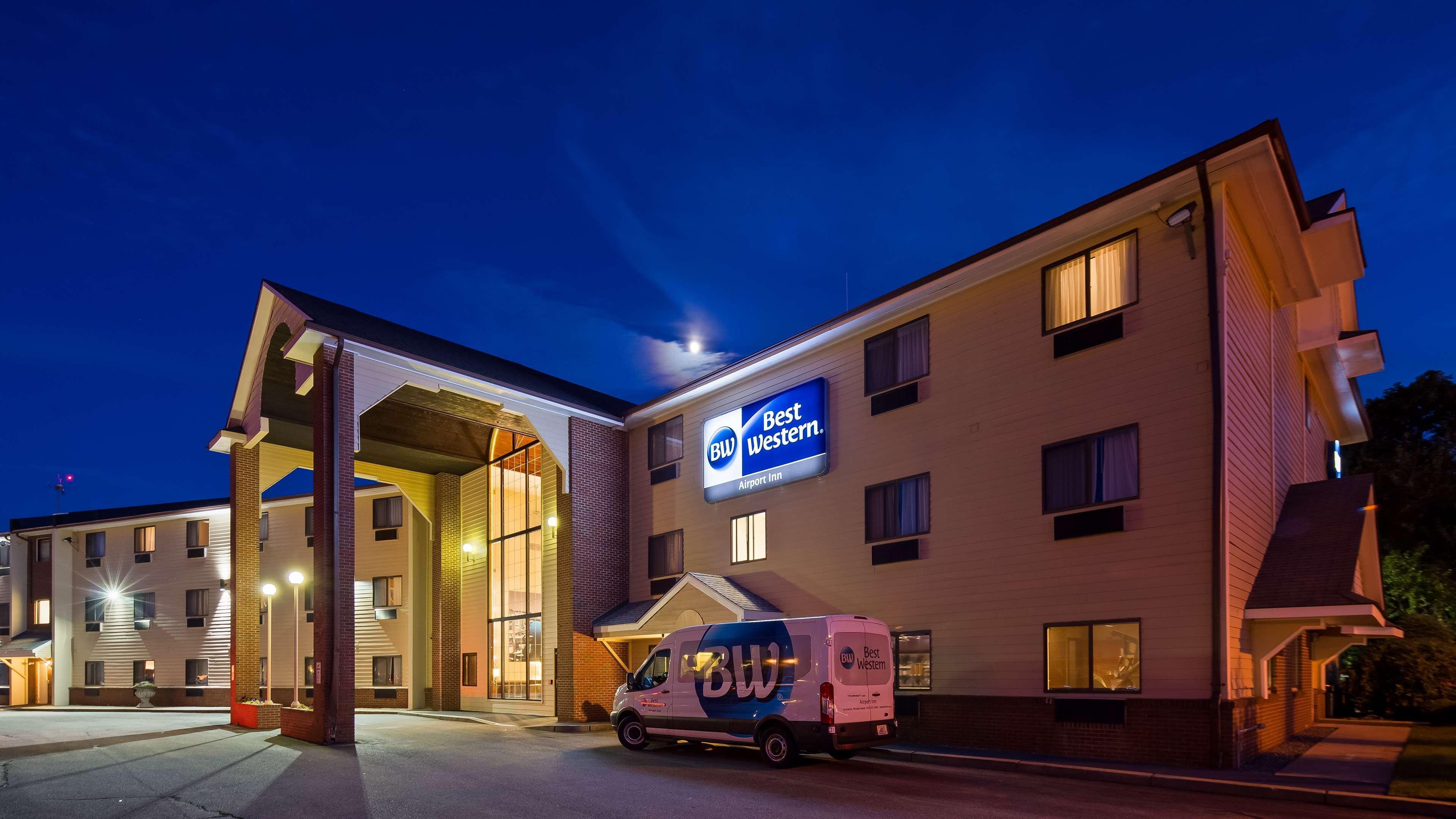 Best Western Airport Inn Warwick Exterior foto