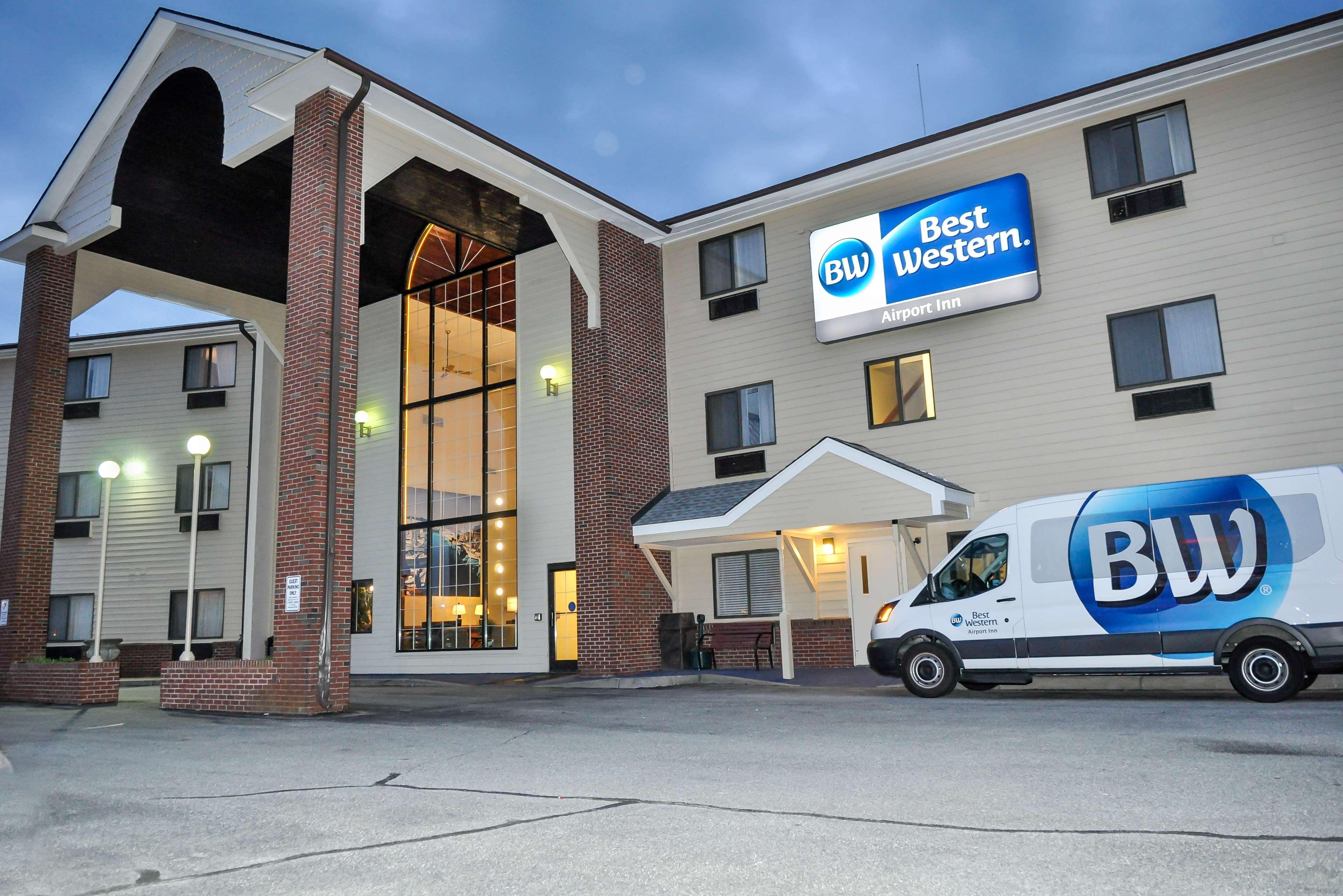 Best Western Airport Inn Warwick Exterior foto